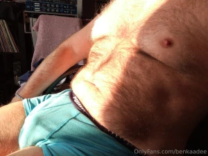 So many views so many free pics today gay muscles hunk musclebear part 1