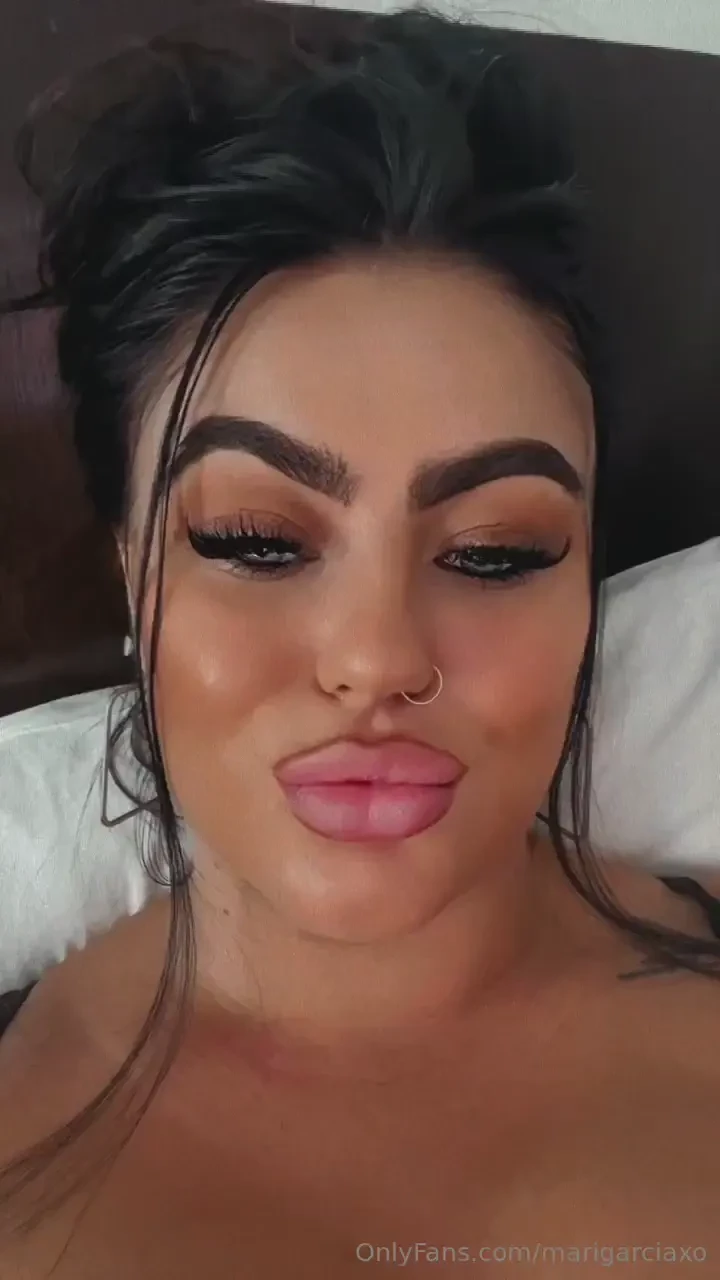 Come and chat to me this evening i have new fucking videos of me 