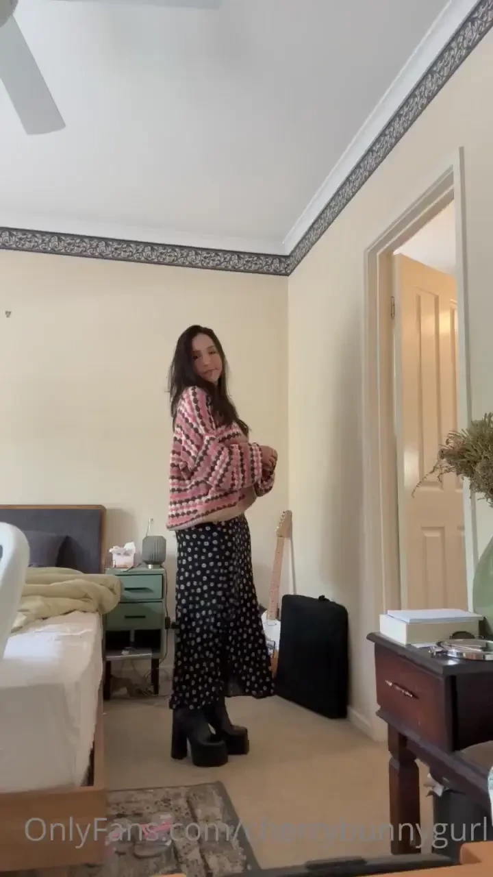 I got a shift today so here s my outfit 