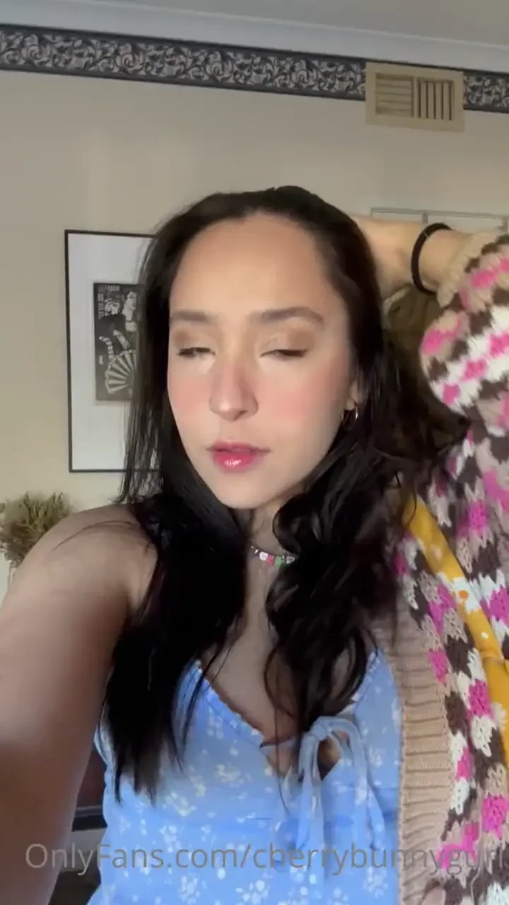 Hope you guys are having a good day remember that i m taking requests 