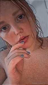 Wanna be the drops of water caressing the curves of my smooth skin part 17