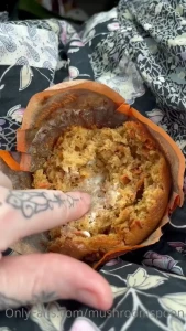 Don t plaaaay with your food lasss its terrrrrribly rudeeee