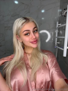 I love this evening time and routine i love self-care and the large