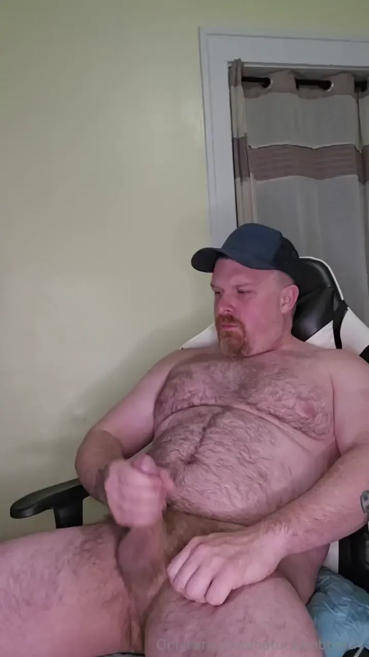 Watch dad play with himself for a bit i love edging and playing with 