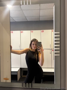 Taking time for myself and my body the gym and music on my headphones