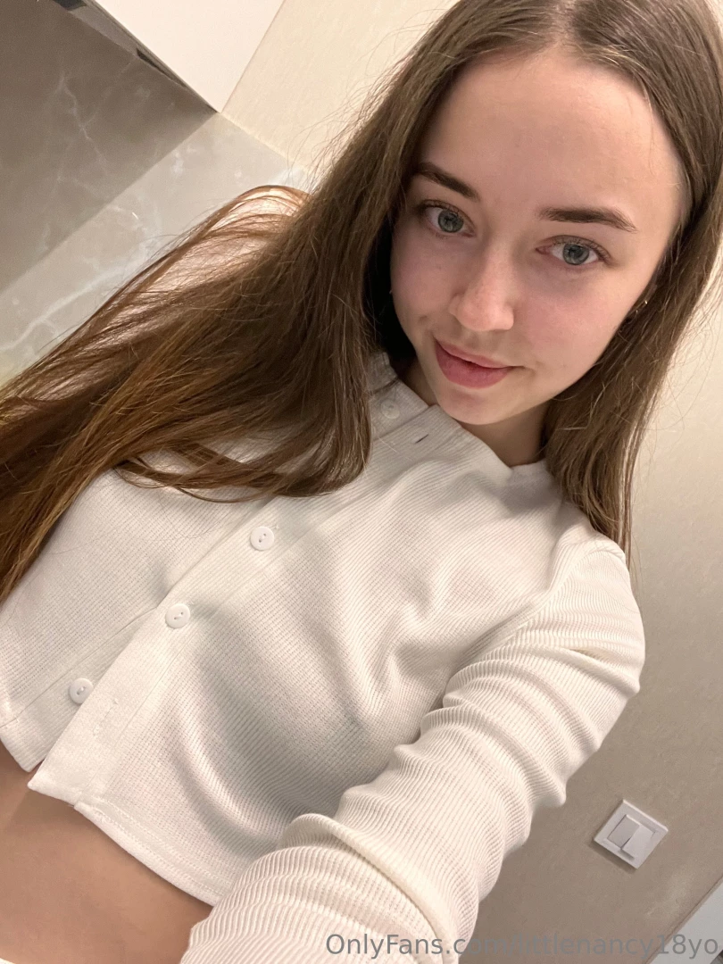 My gaze is directed at you 