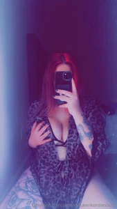 Advertisement cum play with honeygoddess6969 honeygoddess6969