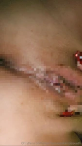 Want to see the un blurred version white cream on the lips from being