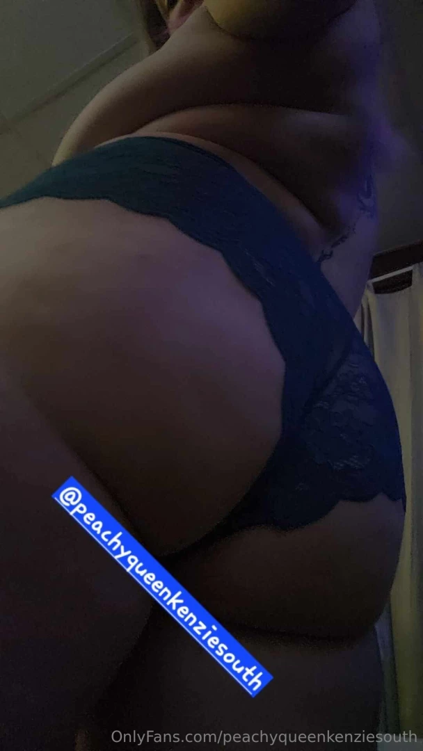 Let s play i m online and horney play with me 