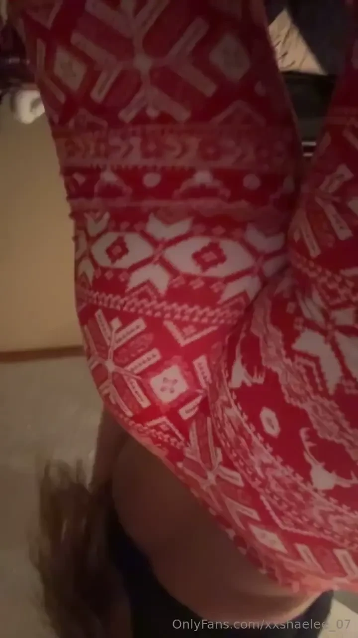 Who wants dessert later 