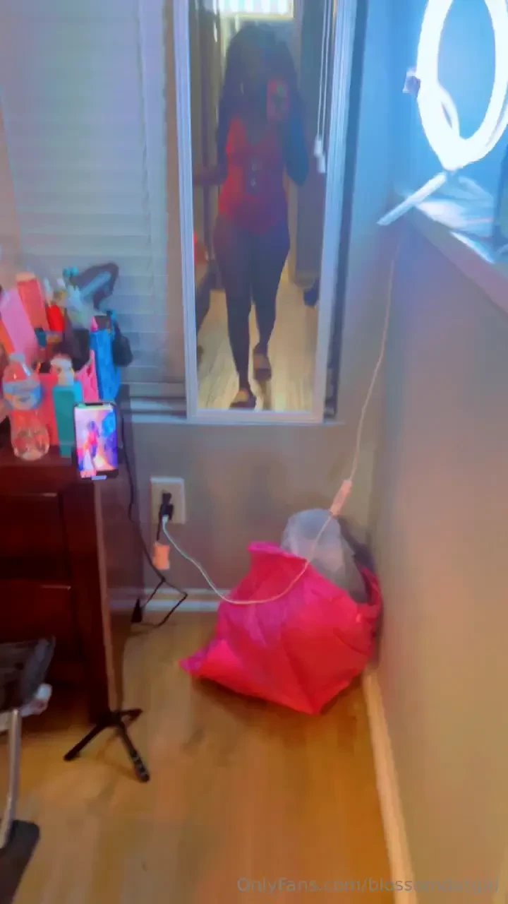 Hi it s blossom i m currently new my old page got inactive amp i lost 