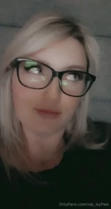 I often get told i have seductive eyes