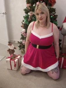 Baby it s cold outside nbsp tip this post if you d keep me warm at