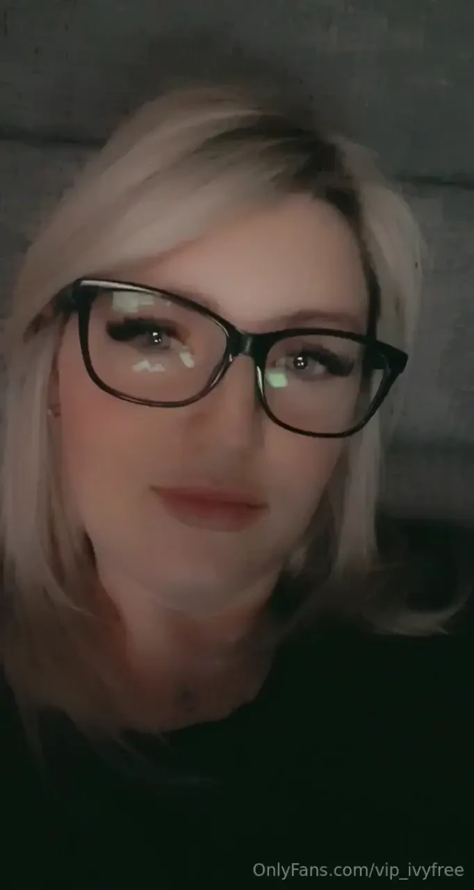 Seductive eyes want youre cock 