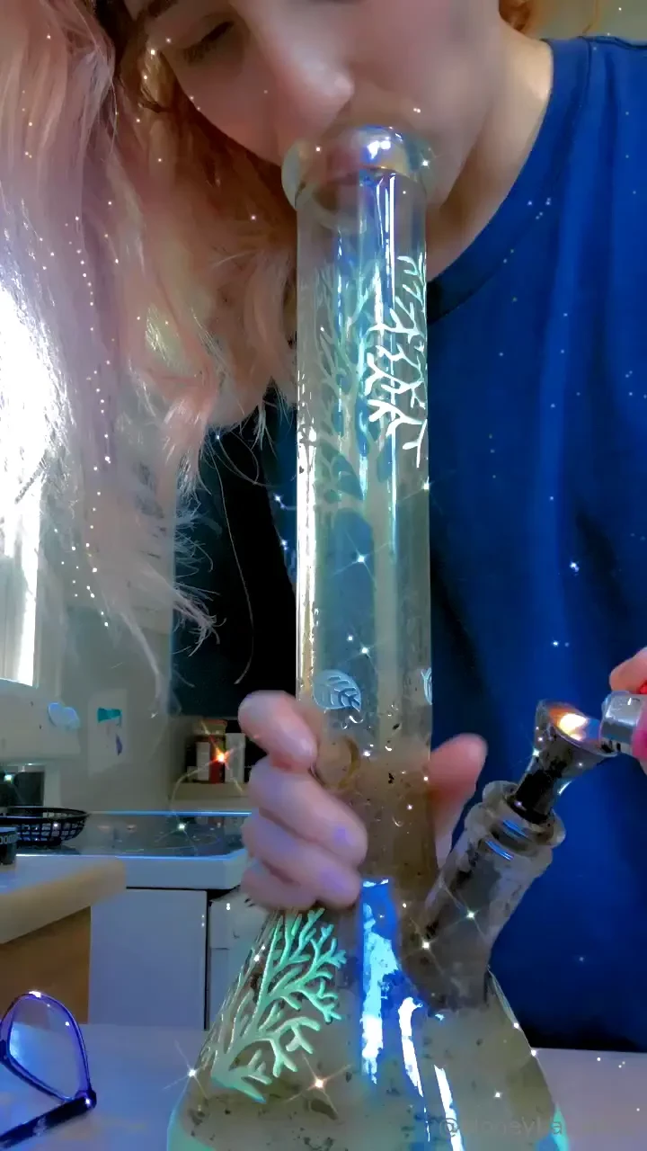 Come smoke with me tip me 5 cause it s a good day 