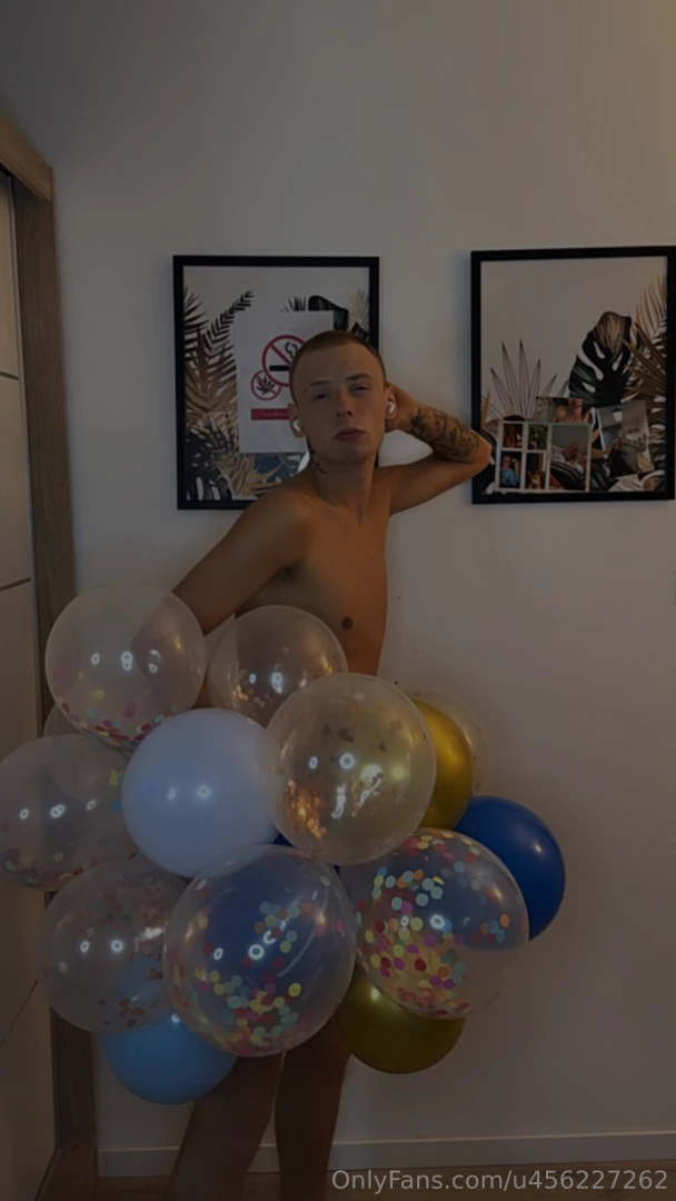 Hey guys i just turned 19 on december 15th so let s keep having fun i part 3 