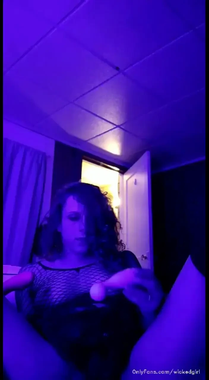 Stream started at 04 07 2022 07 01 am i m cumming so hard 