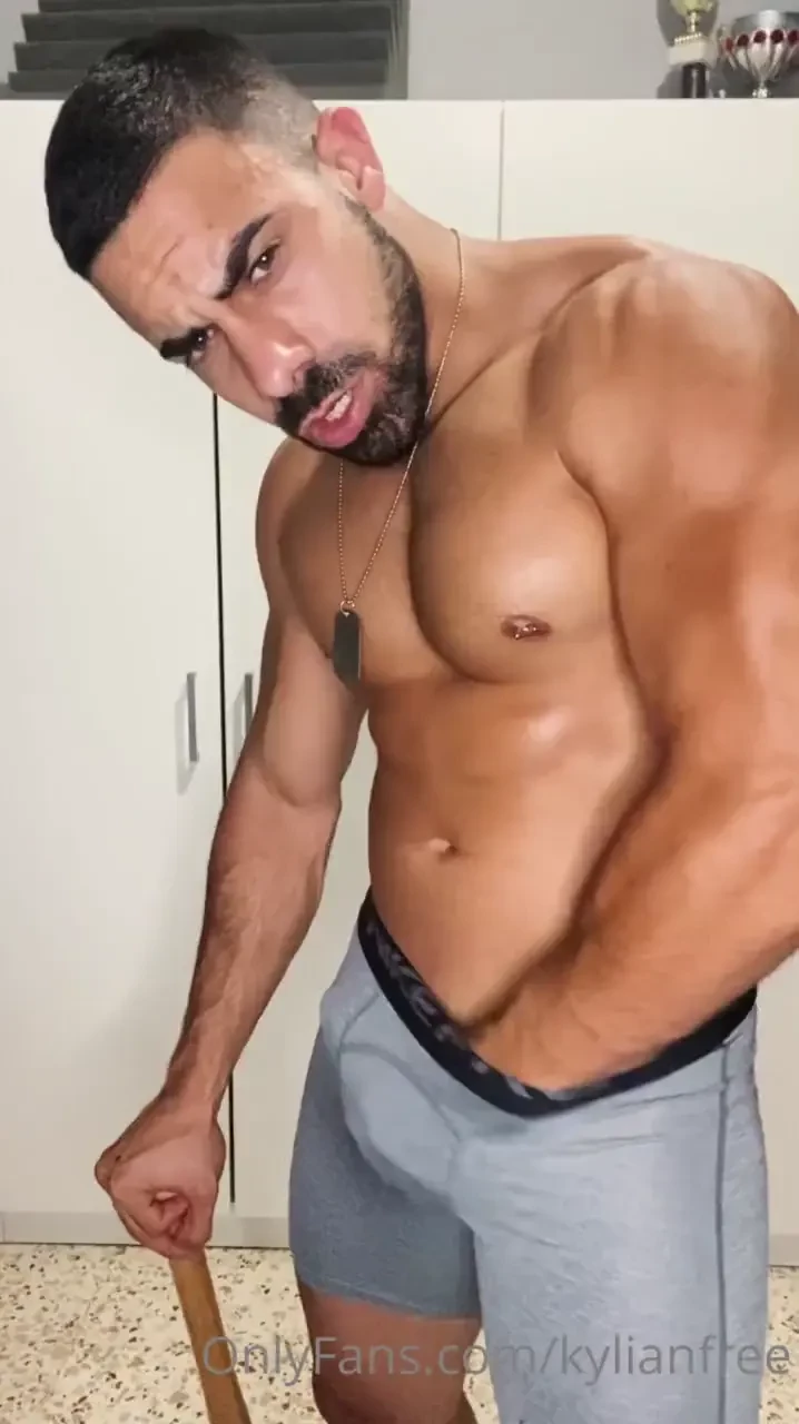 It feel so hard i present to you the batsman of the team full 