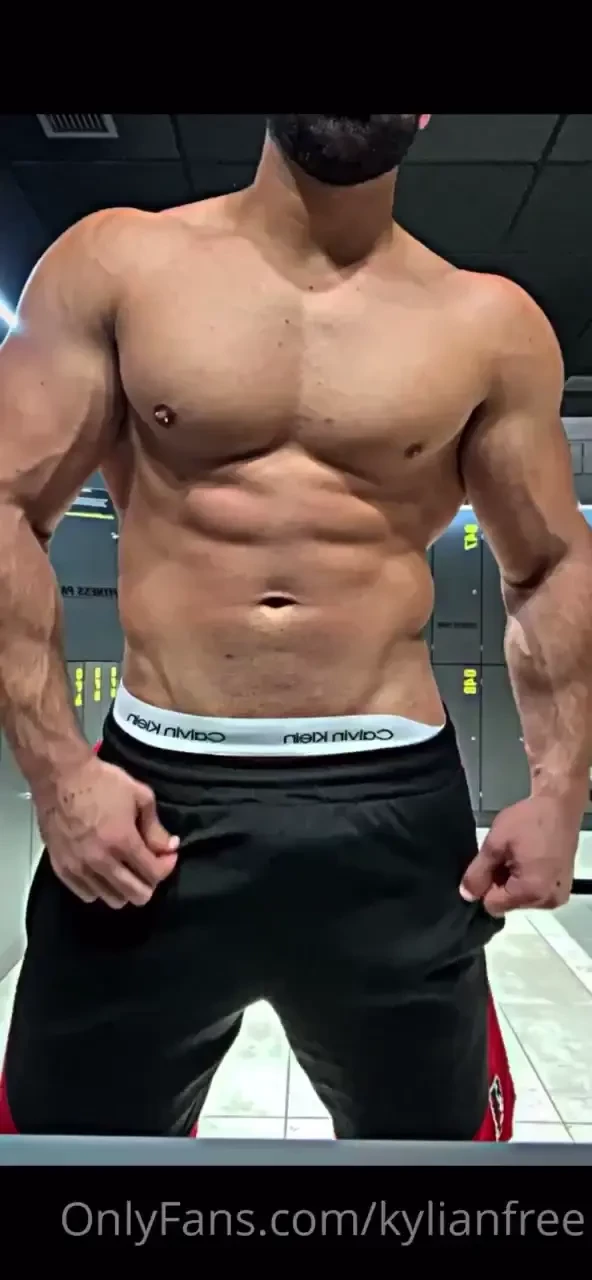 Happy new year for all of my fans my vip account is so so hot now you 