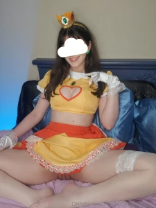 Full sets are on my vip page you can serve a princess by licking my