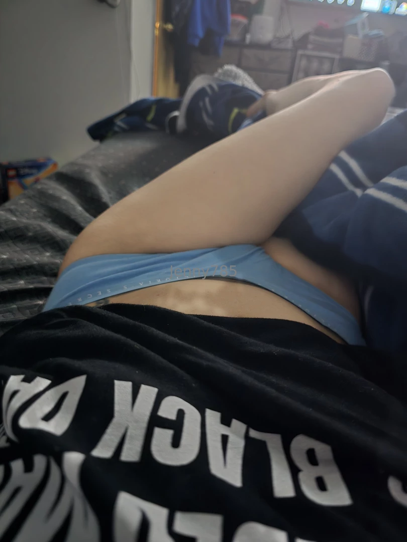 Stomps feet i dont want to adult today 