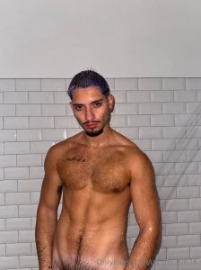 50 likes and i ll post the full pic part 1