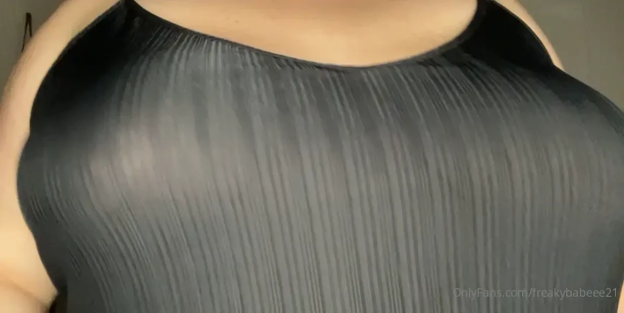 Would you let my titties bounce in your face 