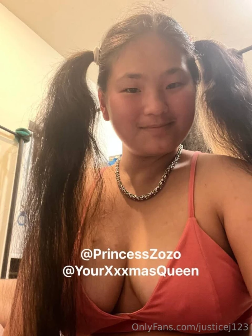 Chinese princess at your service princesszozo yourxxxmasqueen 