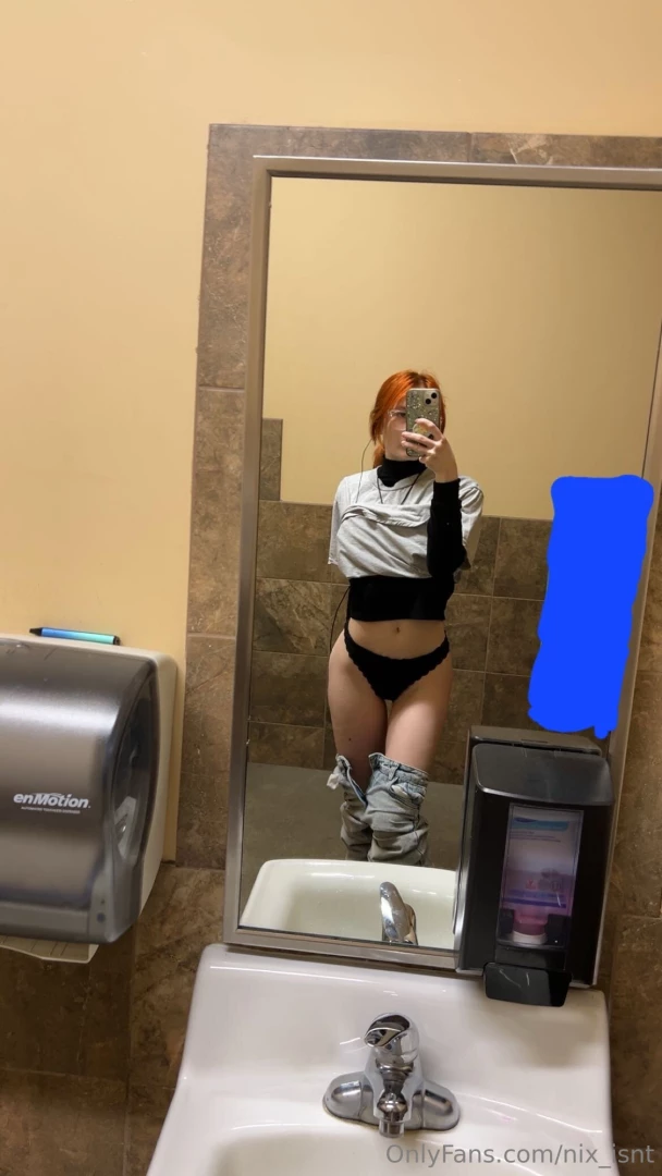 Bored at work who wants to keep my attention part 1 