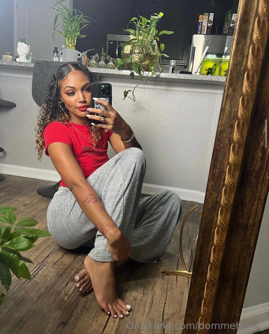 I love when you get so turned on by my feet today the last day free 