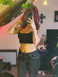 Guys omg ive never worn a denim pants for so long what do you thinkkk part 1