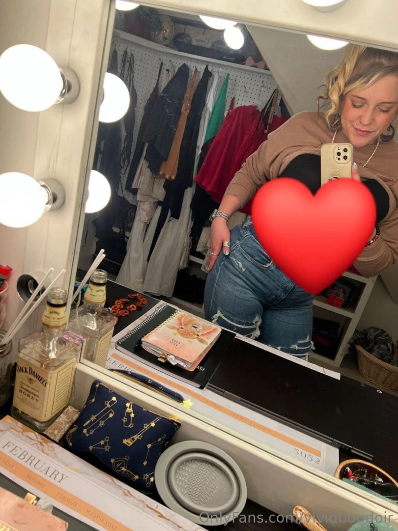 Hey guys have a brand new model for you she just started her page you part 2 