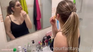 I did my usual make-up today my farts were as pretty as my make-up