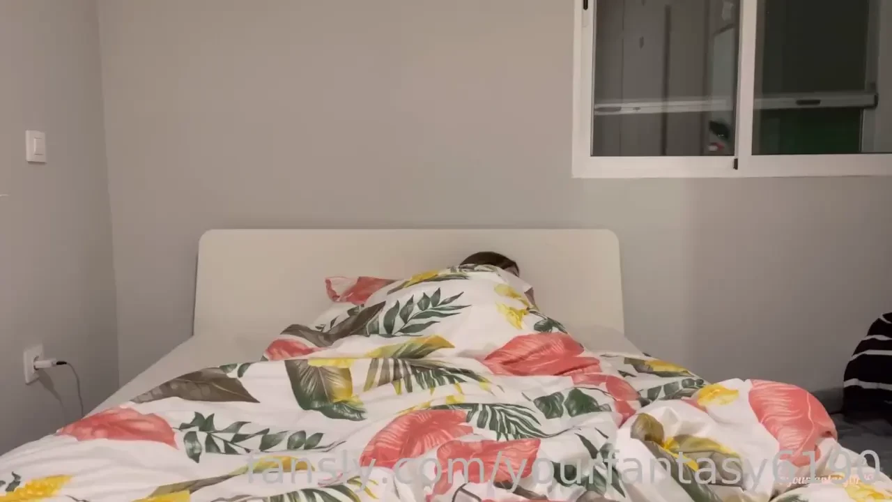 I don t feel good so i am under the blanket in bed i have bad gas and 