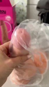 The delivery guy came yesterday and brought me a new toy a dildo with