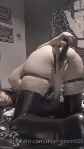 Let me introduce you the teaser of my new vid it s 17min of