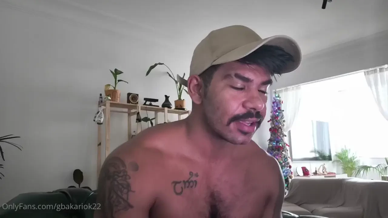 Passing by here to wish you happy holidays and good news that we have 