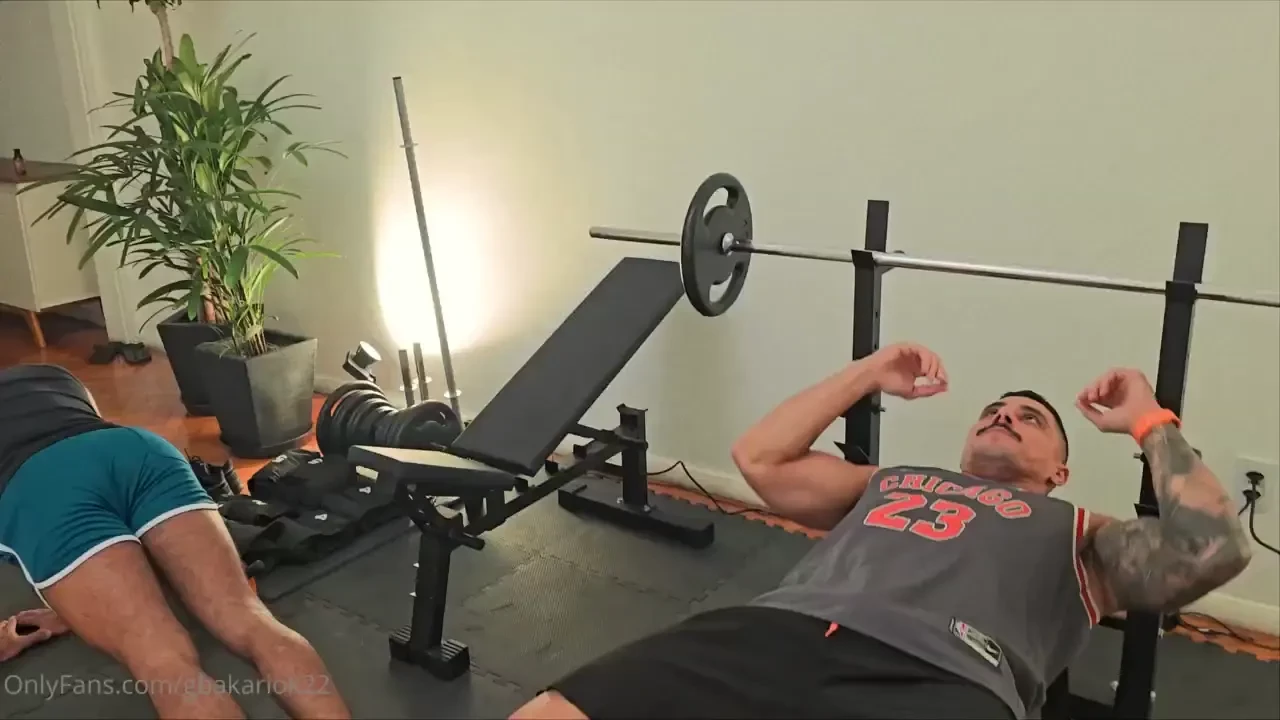 A new personal trainer th24morais filmed by raphael 