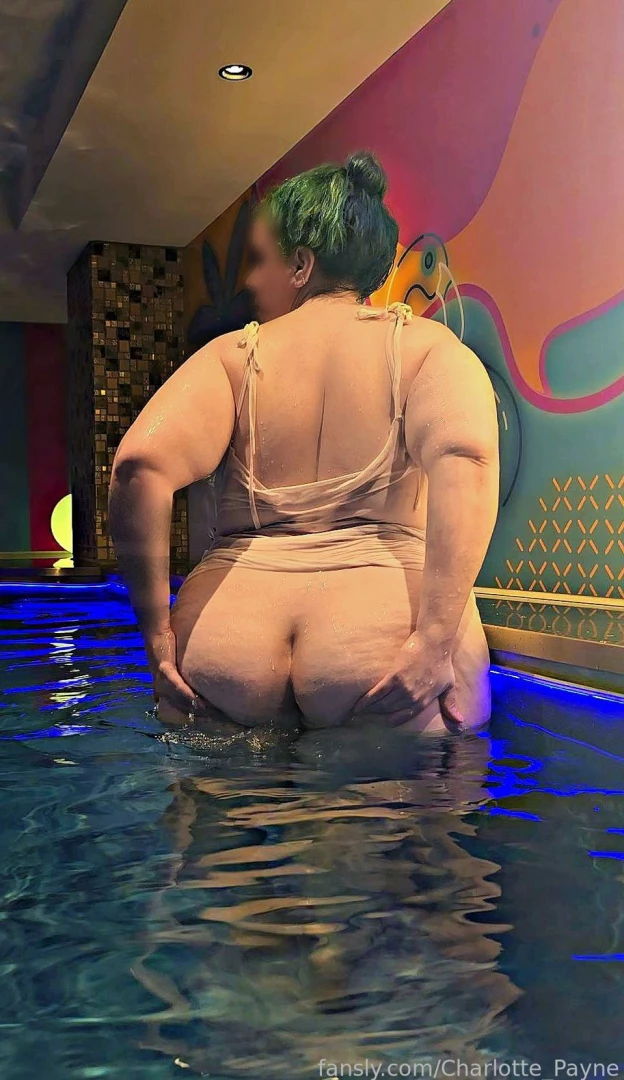 This is what you mean by ass-ets right bbw bigass thickthighs fat 