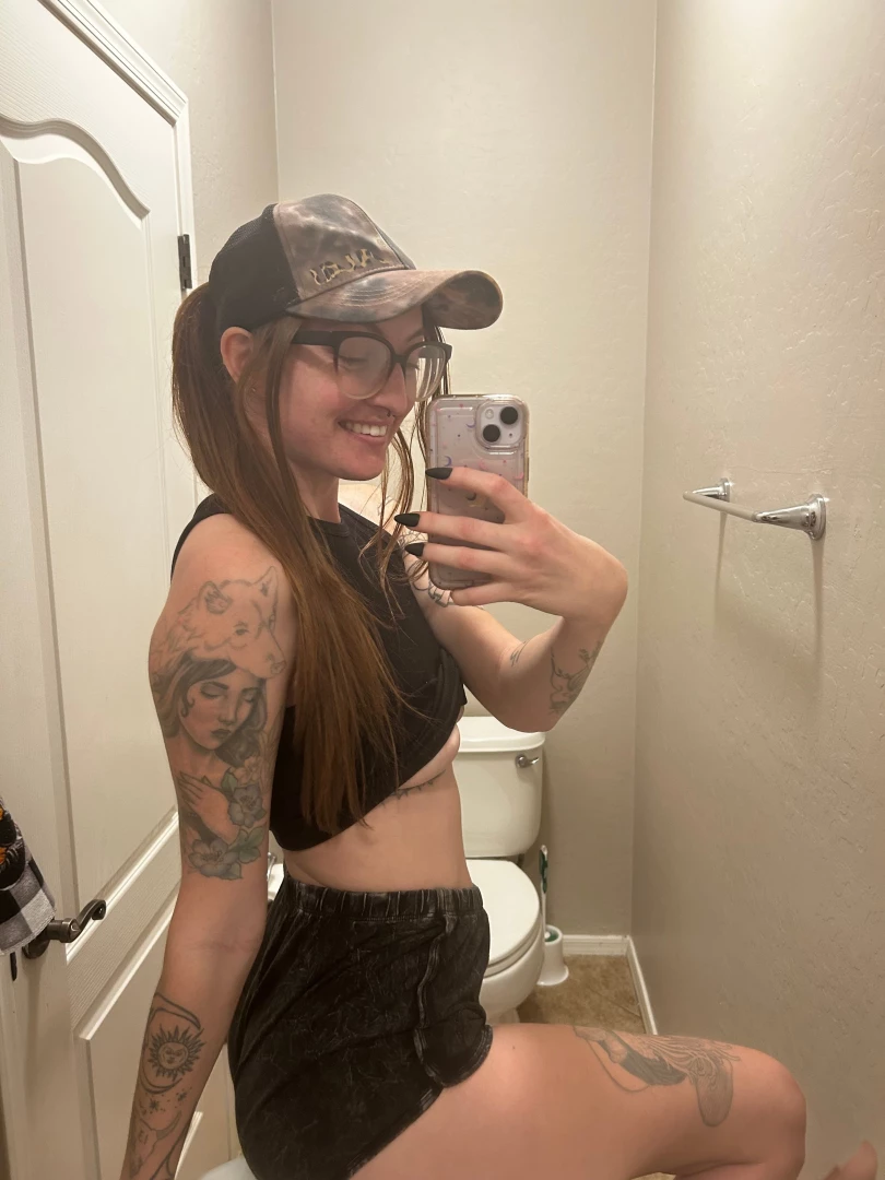 This is my first ever squirt video do you want to see it 