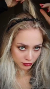 Do you like women with long hair or is short and sassy more your style