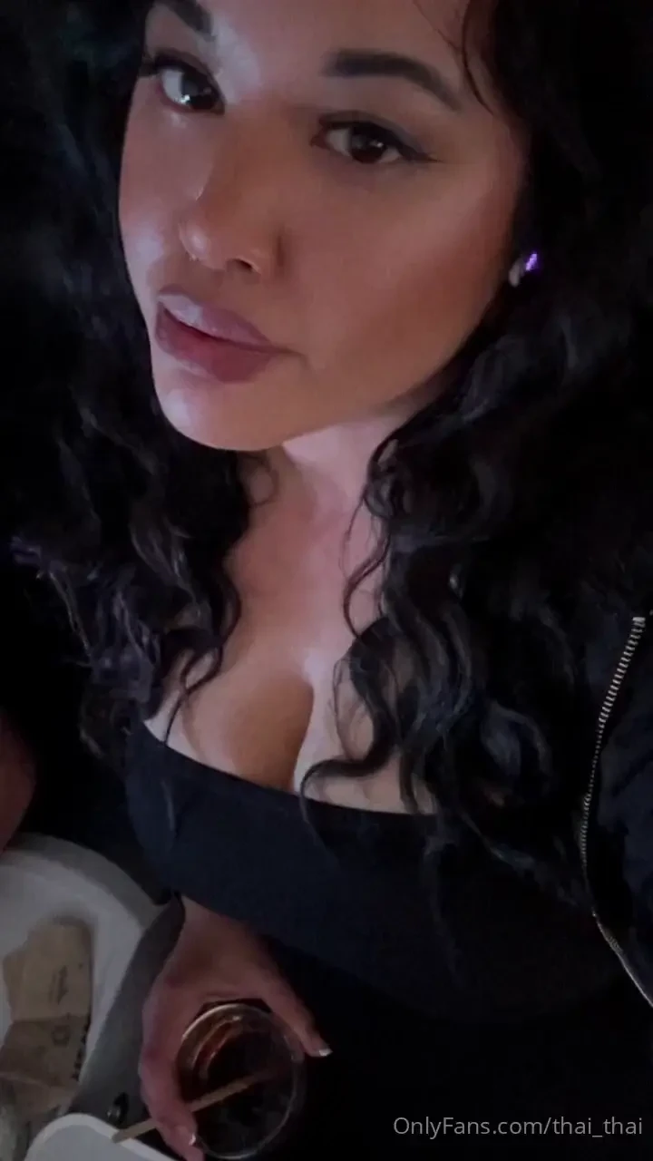 I missed you babes so much but i had so much fun in cabo flew first 