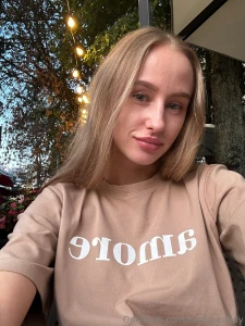 Just a reminder how pretty desire can look part 1