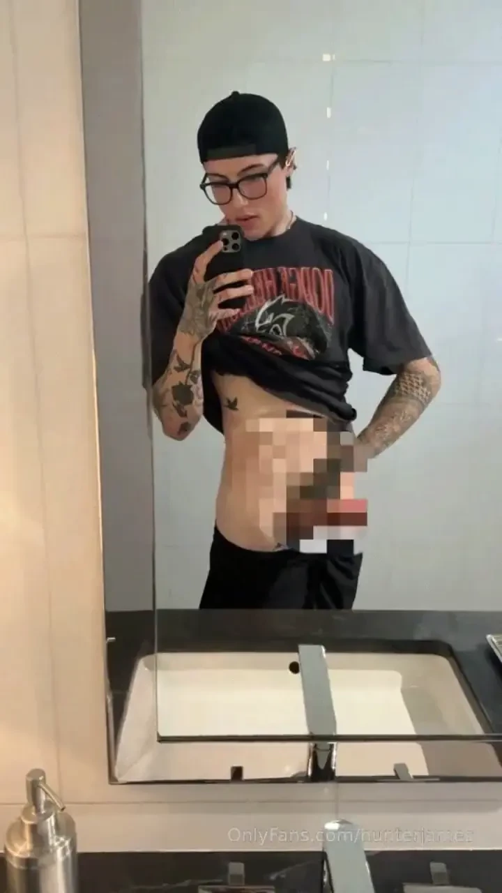 I woke up spicyyyy today and decided to stroke my sausage in the 