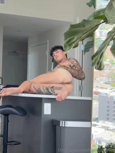 First 10 to tip 15 gets to see me spread em part 1