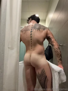 You walk in on me taking pics in the gym shower like this you joining