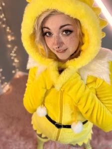 Is there a buzz in the air or is that just me we re getting a bit part 16