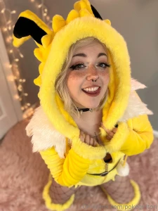 Is there a buzz in the air or is that just me we re getting a bit part 22