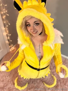 Is there a buzz in the air or is that just me we re getting a bit part 26