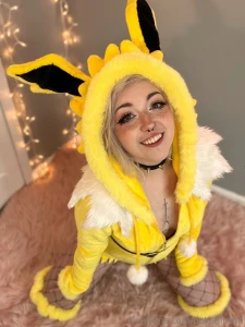 Is there a buzz in the air or is that just me we re getting a bit part 19